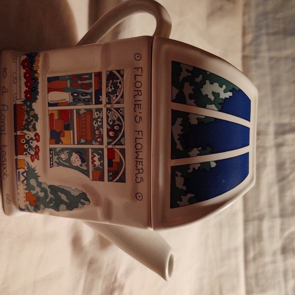 Vintage Wade England Decorative Teapot - Picture 5 of 9